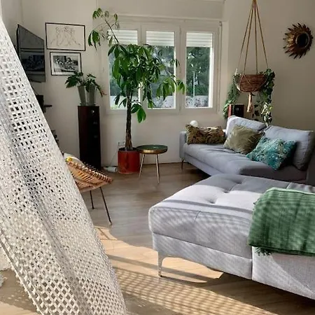 De Charme Vue Apartment *