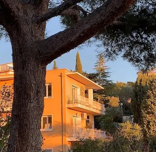 De Charme Vue * Cassis